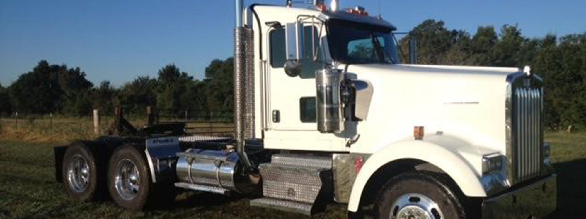 Hawekeye Truck & Trailer Sales Inc. Newport, AR New and Used Sales